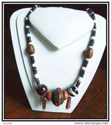 Collier Artisanal: Coquillages, Graines, Perles Thaï Et Pompons Métal Chaînette De Réglage - Modèle Unique 46cm - Ethnics