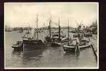 Jolie CP Photo Hollande Pays-Bas - Dordrecht Aan De Handelskade Le Quai De Commerce - Bateaux De Pêche - Dordrecht