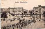 Bln081 / BERLIN -  1912 -  Hallesches Tor Mit Soldatenkolonne Und Fussgängern, Gelaufen - Kreuzberg