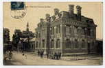 H96 - DOULLENS - Nouveau Groupe Scolaire (TRES JOLIE CARTE ANIMEE De 1912) - Doullens