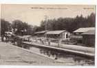 CPA--55---Revigny Sur Ornain----CANAL-----BARAQUEMENTS - Revigny Sur Ornain