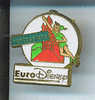 Pin´s EURODisney  FANTASYLAND - Disney