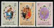 BRUNEI  WEDDING  OF  DIANA  & CHARLES   1981  SET  OF  3   MINT  SG?   SPECIAL PRICE !! - Brunei (1984-...)