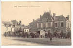 F2120 - GUER - La Mairie Et La Place - Guer Cötquidan