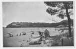 CAVALAIRE  83 , La Plage Et Le Cap Cavalaire Avec Des Tentes - Vers 1940 . - Cavalaire-sur-Mer