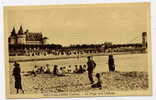 J3 - SULLY-sur-LOIRE - La Plage Et Le Château (jolie Carte Animée De 1939) - Sully Sur Loire