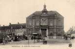 62 ETAPLES Hotel De Ville, Animée, Marché, Ed MTIL 3, Dos 1900 - Etaples