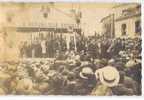 CARTE PHOTO DEBAT POLITIQUE OU ?? BEAUCOUP DE MONDE ET DRAPEAUX - Evenementen