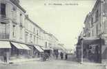 TONNEINS - LA RUE GAMBETTA ANIMEE - Tonneins