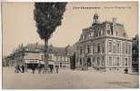 CPA 51 FERE CHAMPENOISE - Place De L Hotel De Ville - Fère-Champenoise