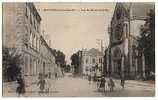 CPA 51 MOURMELON LE GRAND - Rue Du Marechal Joffre - Mourmelon Le Grand