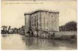 Beaucaire - Le Château Vu Du Rhône - Beaucaire