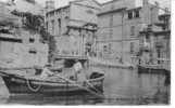 13 - MARTIGUES - Un Coin Du Quai Brescon Et La Cathédrale - Martigues