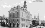 LA FERTE MACE - L'Hôtel De Ville Et L'Eglise - La Ferte Mace