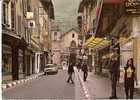 MOUTIERS...LA GRANDE RUE. AU FOND LA CATHEDRALE - Moutiers