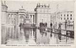 INONDATIONS PARIS INONDE (Janvier 1910) Passerelle Devant La Cour D´honneur Du Palis Bourbon Cpa Animée - Überschwemmungen