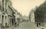 77 . TOURNAN . RUE DE PROVINS DANS LE HAUT . - Tournan En Brie