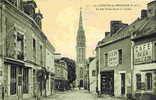 LA GUERCHE-de-BRETAGNE - La Rue Notre-Dame Et L'Eglise - La Guerche-de-Bretagne