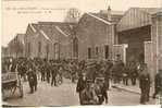 Billancourt. Sortie Des Ouvriers Des Usines Renault. - Industrie