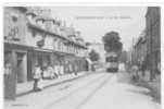 50 // MANCHE / EQUEURDREVILLE / La Rue Gambetta / ANimée / (+ Tramways) / Coll C.L. - Equeurdreville