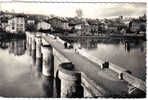 Carte Postale   16.  Confolens   Le Vieux Pont Sur La Vienne - Confolens