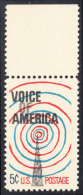 !a! USA Sc# 1329 MNH SINGLE W/ Top Margin (a1) - Voice Of America - Nuovi