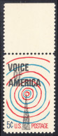 !a! USA Sc# 1329 MNH SINGLE W/ Top Margin (a1) - Voice Of America - Ongebruikt