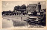 MAYENNE - Le Quai Carnot Et Le Vieux Château Des Seigneurs De Mayenne - Mayenne