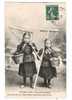 C.P.A  . ETAPLES .LES PETITES PECHEUSES - Etaples