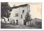 CPA---01---- Pérouges----HOTEL----STATUE----CHEVALIER ST-GEORGES - Pérouges