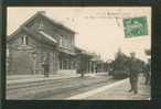 Samer - La Gare - Arrivée D'un Train De Voyageurs ( Beau Plan Animé Lib. Deschand Delbarre N°8 ) - Samer