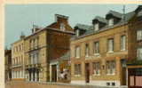 VIMOUTIERS   (Orne)   La Mairie Et Les Bains-Douches   (carte Colorisée 1920-1930 Je Pense) - Vimoutiers