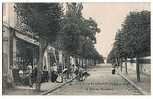 CPA 93 NEUILLY PLAISANCE - La Rue De Plaisance - Neuilly Plaisance