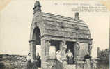 29 - FINISTERE - PLOUGASNOU - L'ORATOIRE ANIMEE - JEUNE FILLE Qui DEPOSE Leurs CHEVEUX - Edit. ND 908 - Plougasnou