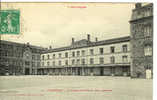 63. COURPIERE. LE COLLEGE SAINT-PIERRE. COUR INTERIEURE. BEAU PLAN. - Courpiere