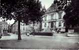 L'Hotel De Ville Et La Grande  Rue - Trévoux