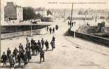 Pontivy   56      Arrivée Des Bleus.  Militaires..Recrues - Pontivy