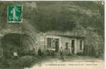 CPA - CHATEAU DU LOIR - Maison Dans Le Roc - Animée (homme En Velo) - Chateau Du Loir