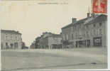 350 B / CPA BUSSIERE POITEVINE   LA PLACE (87) - Bussiere Poitevine