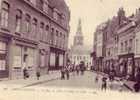 ARMENTIERES La Rue De Lille Et L´Hôtel De Ville - Armentieres