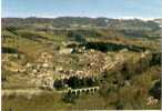 Olliergues. Vallée De La Dore. Vue D'ensemble Ouest. A L'horizon, Chaîne Des Monts Du Forez - Olliergues