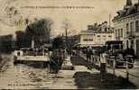 LA BOUILLE - Le Quai Et Le Bateau "Boïeldieu" Carte Très Animé, Voiture Gros Plan, Hotel St Pierre Et De La Poste - La Bouille