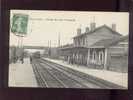 16655 Houilles Intérieur De La Gare & Passerelle édit.L.P.G. Train  Chemin De Fer Animée Belle Carte - Houilles