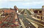 COMMONWEALTH  AVENUE AT KENMORE SQUARE.BOSTON.MASS. - Boston