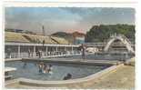 04 - MANOSQUE - La Piscine, CPSM Petit Format, COLORISEE, ANIMEE /** - Manosque