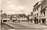 Breteuil-sur-noye   Place Du Monument Aux Morts - Breteuil