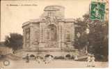 Chateau D Eau - Ref No 39- Bourges -  Le Chateau D Eau   -bon Etat - Torres De Agua