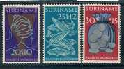 Surinam 1972 Easter Walfare, Fishes, Silver, Hand, Cup 3v # 1463 - Surinam ... - 1975