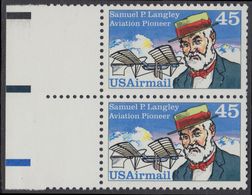 !a! USA Sc# C118 MNH Vert.PAIR (a03) - Samuel P. Langley - 3b. 1961-... Nuovi