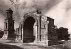 ST REMY DE PROVENCE PLATEAU DES ANTIQUES MAUSOLEE ET ARC DE TRIOMPHE - Saint-Remy-de-Provence